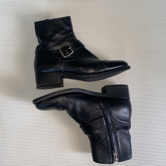 Frye leather zip up booties - Picture 2 of 7